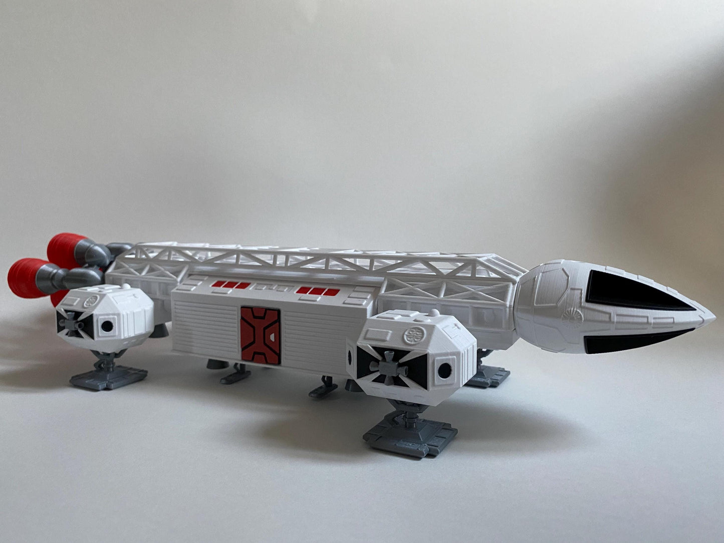 Space 1999 Eagle Model | 17.5 Inch Display Model | Sci-Fi Spaceship | Magnetic Passenger Module | Collector Gift