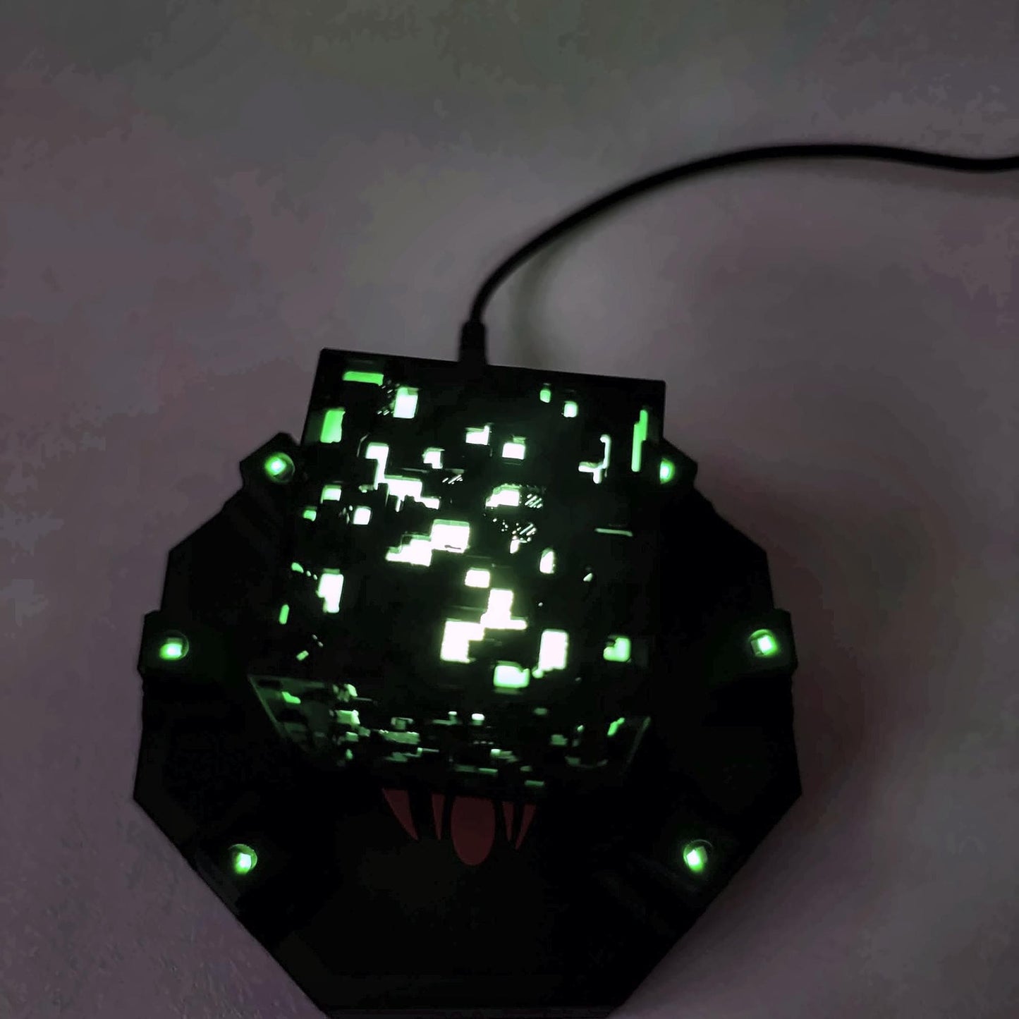 Magnetic Levitating Star Trek Borg Cube Lamp, Illuminated Sci-Fi Desk Display