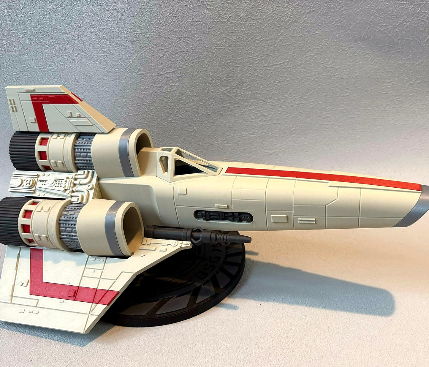 Colonial Viper Mk I Display Model, Battlestar Galactica Inspired Sci-Fi Spaceship with Stand