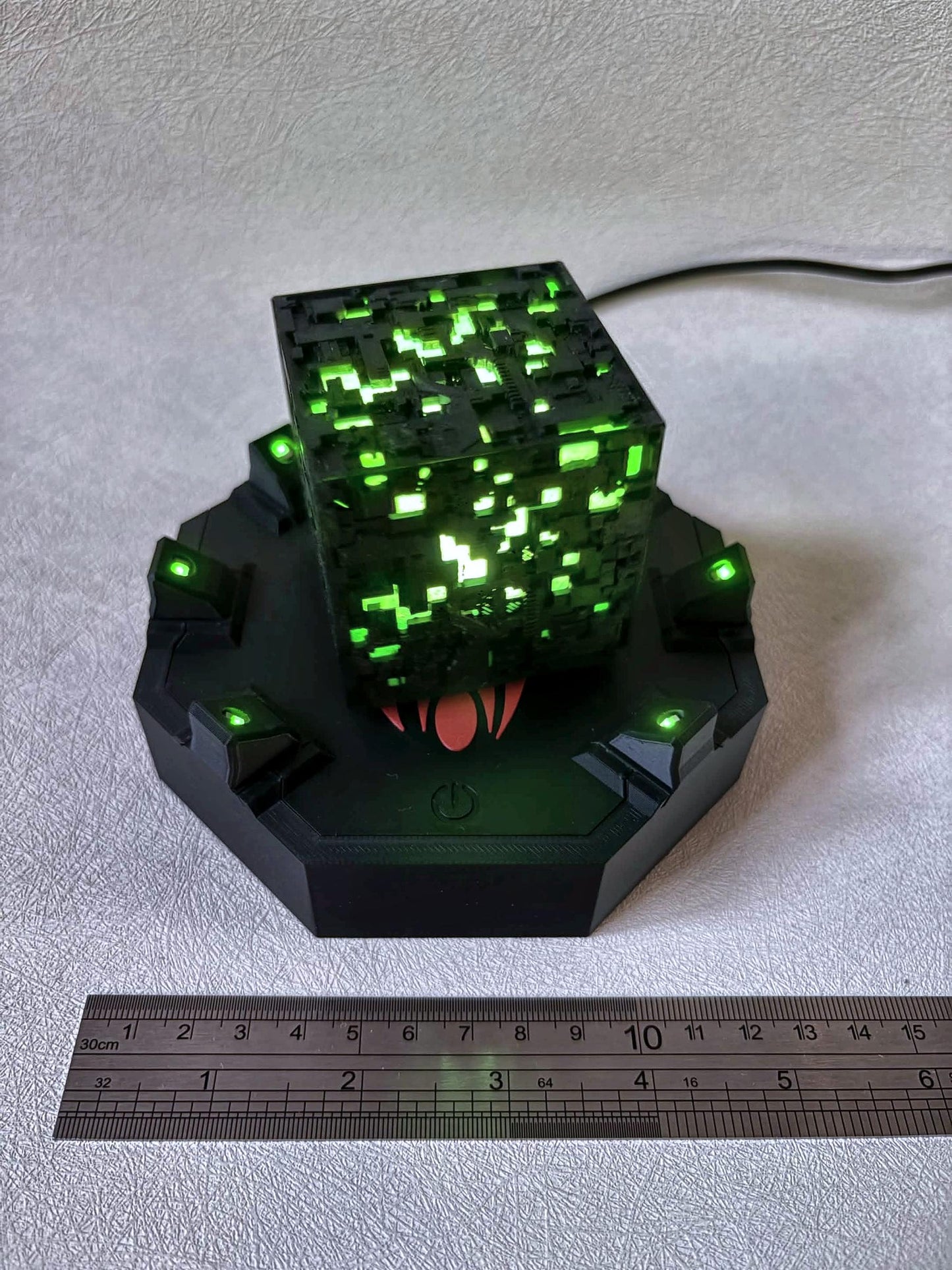 Magnetic Levitating Star Trek Borg Cube Lamp, Illuminated Sci-Fi Desk Display