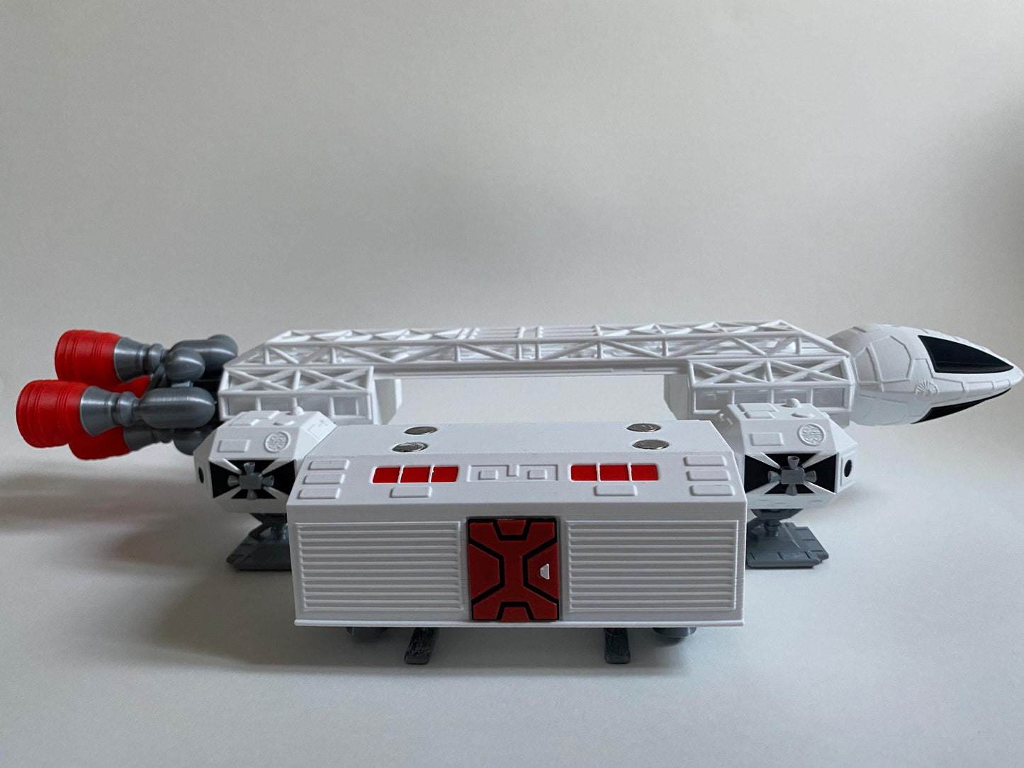 Space 1999 Eagle Model | 17.5 Inch Display Model | Sci-Fi Spaceship | Magnetic Passenger Module | Collector Gift