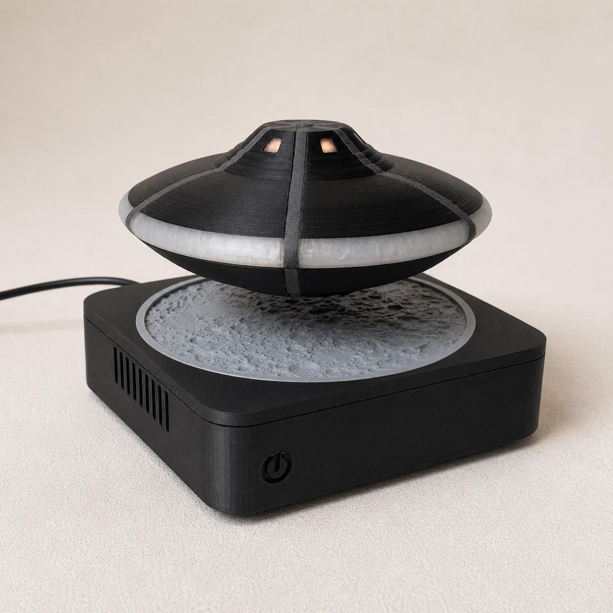 Magnetic Levitating UFO Lamp